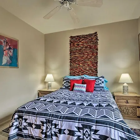 1 Mi To Plaza: Quiet W/ Patio Santa Fe