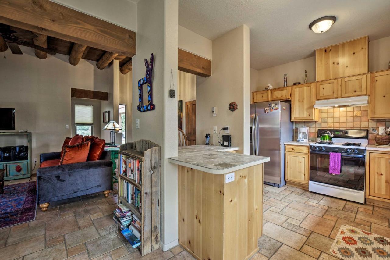 Holiday home Adobe House With Patio - 1 Half Mi To Plaza!