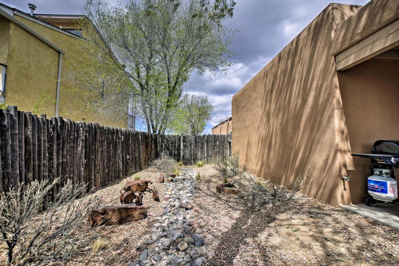 Adobe House With Patio - 1 Half Mi To Plaza! *
