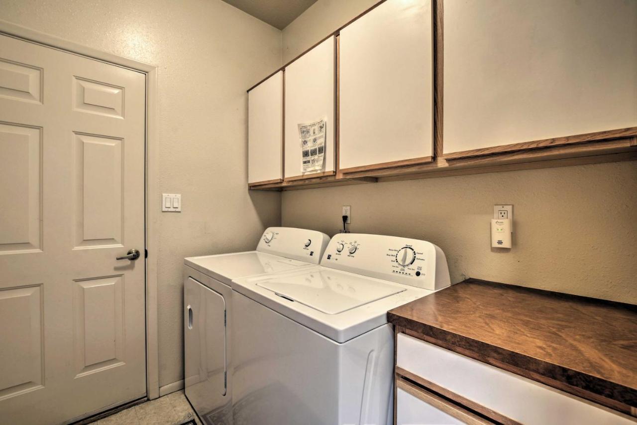 Holiday home Adobe House With Patio - 1 Half Mi To Plaza!